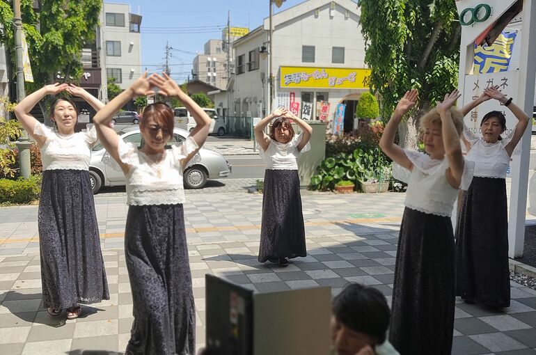 踊り風景