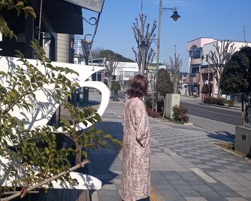 店の外