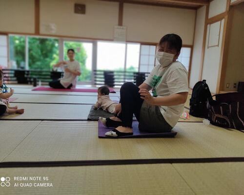 ベビトレヨガ