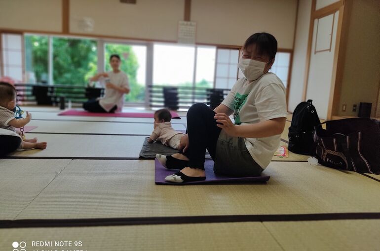 ベビトレヨガ